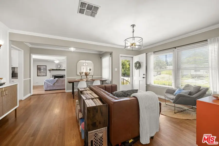 17031 Enadia Way, Lake Balboa, CA 91406 - #3