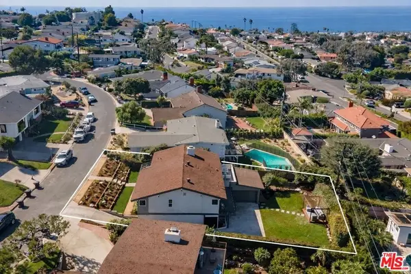 221 Via Los Miradores, Redondo Beach, CA 90277