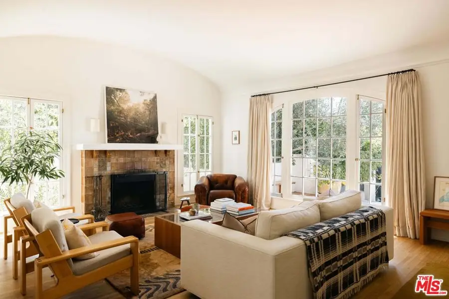 4801 Ambrose Avenue, Los Angeles, CA 90027 - #2
