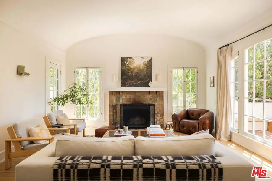 4801 Ambrose Avenue, Los Angeles, CA 90027 - #3