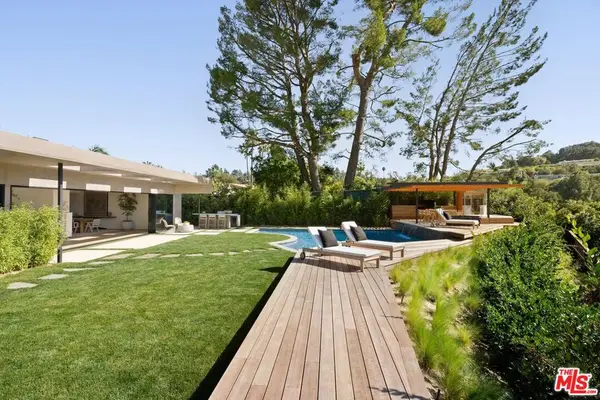 3565 Crownridge Drive, Sherman Oaks, CA 91403