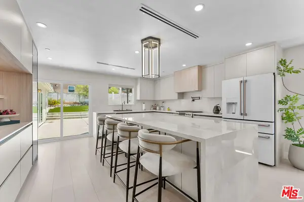 10360 Mcclemont Avenue, Tujunga, CA 91042