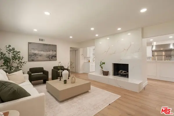 1010 E Leadora Avenue, Glendora, CA 91741