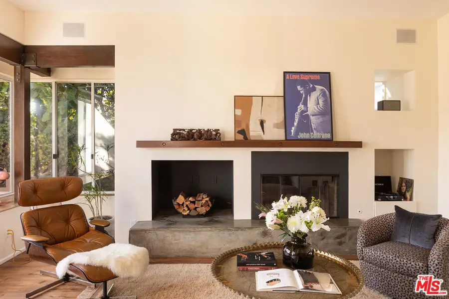 3438 Larissa Drive, Los Angeles, CA 90026 - #3