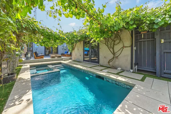3640 Ashwood Avenue, Los Angeles, CA 90066