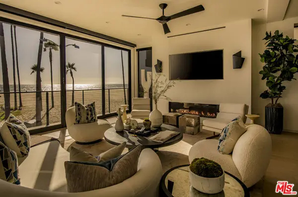3011 Ocean Front Walk, Venice, CA 90291