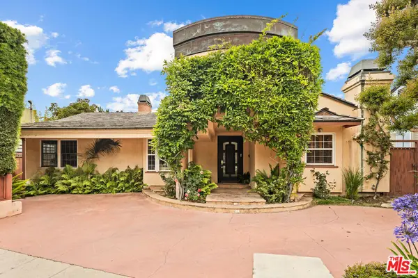 219 Entrada Drive, Santa Monica, CA 90402
