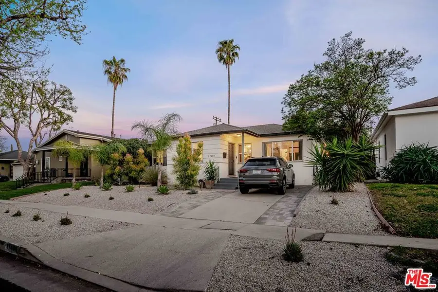 17400 Martha Street, Encino, CA 91316 - #2