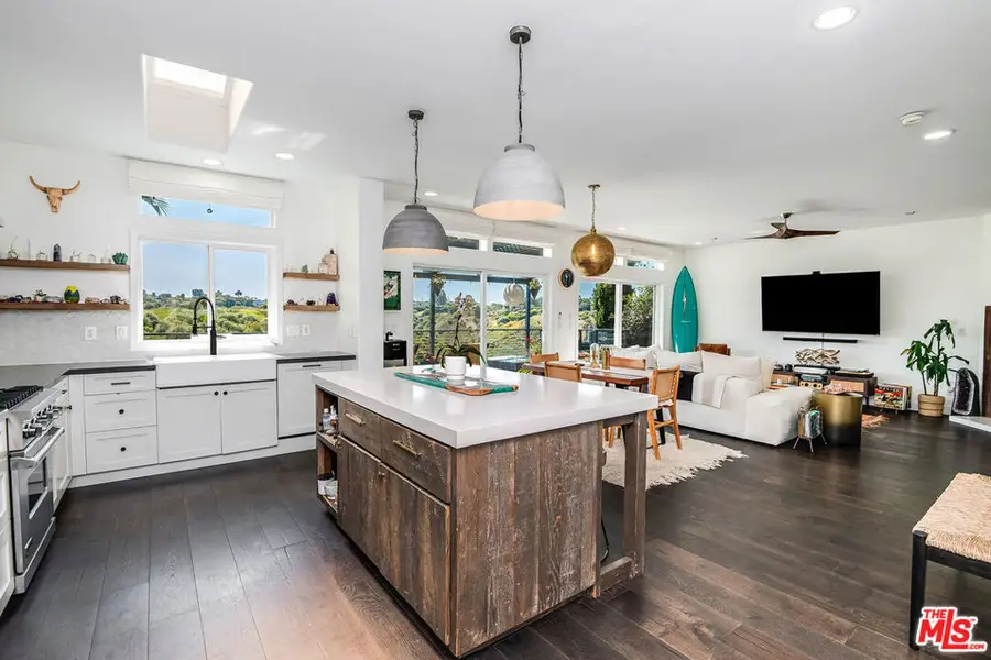SPC 106 Heathercliff Rd., Malibu, CA 90265 - #2