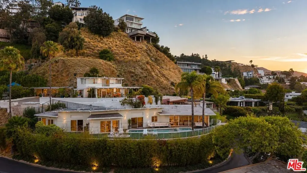 8411 Hollywood Boulevard, West Hollywood, CA 90069 - #1