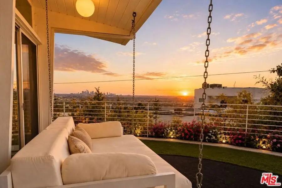 8411 Hollywood Boulevard, West Hollywood, CA 90069 - #3