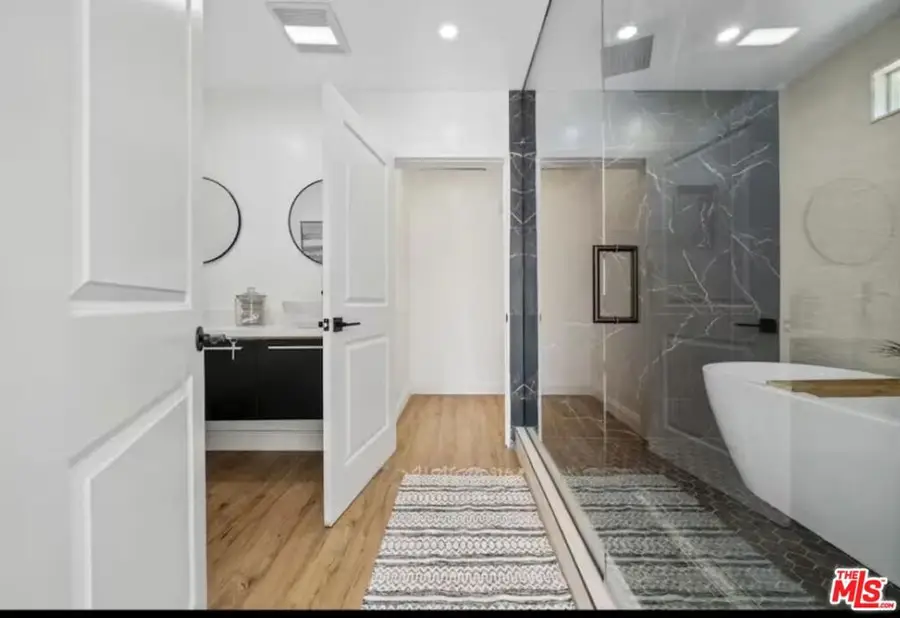 5750 5th Avenue, Los Angeles, CA 90043 - #3