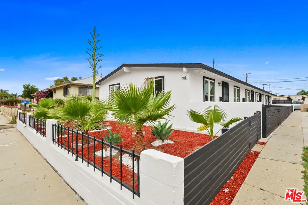 609 W E Street, Wilmington, CA 90744 - #1