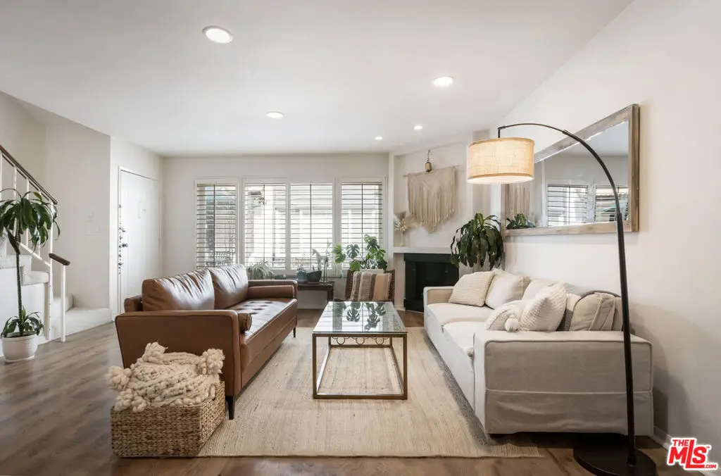 14332 Dickens Street #7, Sherman Oaks, CA 91423 - #1