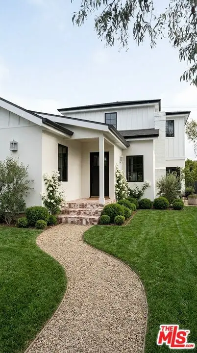 8671 Clifton Way, Beverly Hills, CA 90211