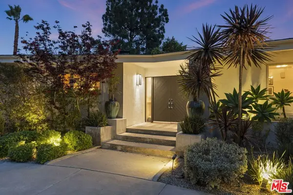 8410 Edwin Drive, Los Angeles, CA 90046
