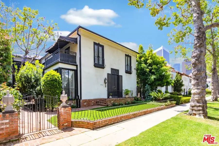 9936 Robbins Drive, Beverly Hills, CA 90212 - #2