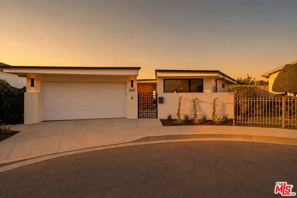 4207 Don Alanis Place, Los Angeles, CA 90008 - #1