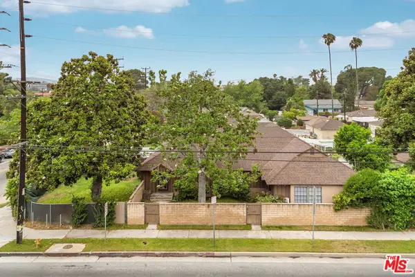10603 Camarillo Street, North Hollywood, CA 91602
