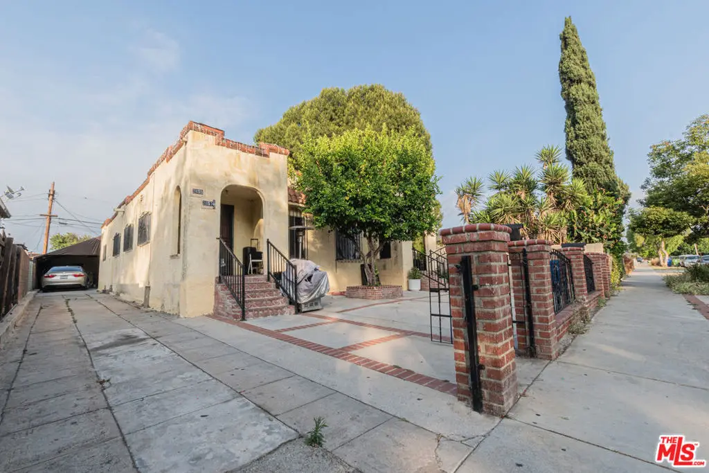 2855 W Avenue 34, Los Angeles, CA 90065 - #1