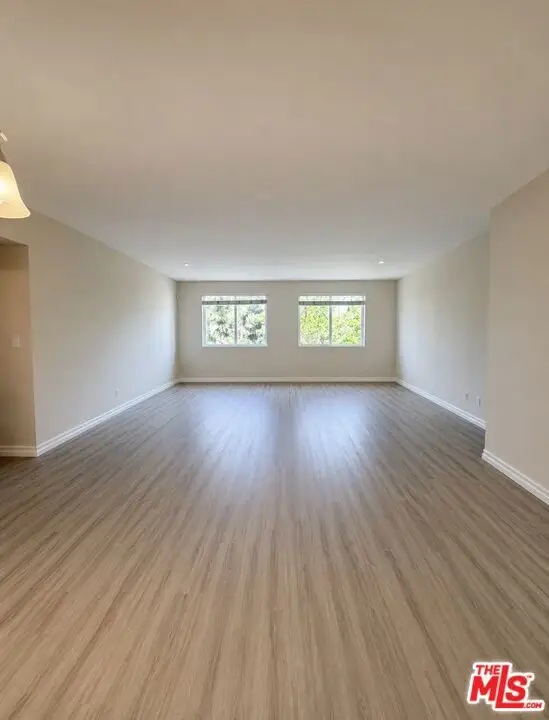 13941 Sherman Way #201, Van Nuys, CA 91405 - #2