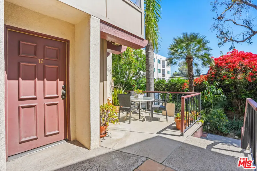 11912 Riverside Drive #12, Valley Village, CA 91607 - #3
