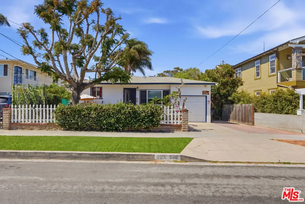 534 W 39th Street, San Pedro, CA 90731 - #1