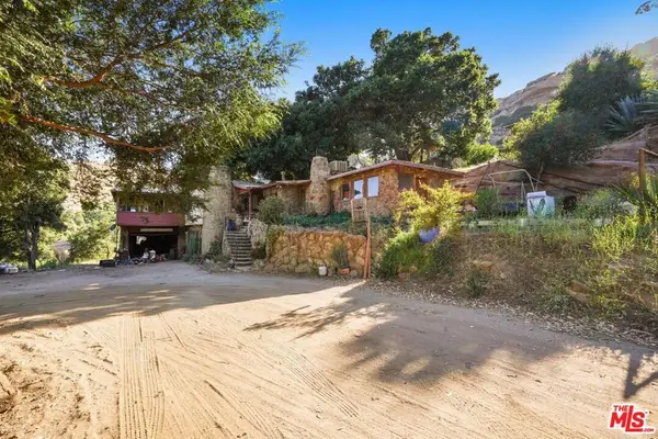 670 Bryant Drive, West Hills, CA 91304
