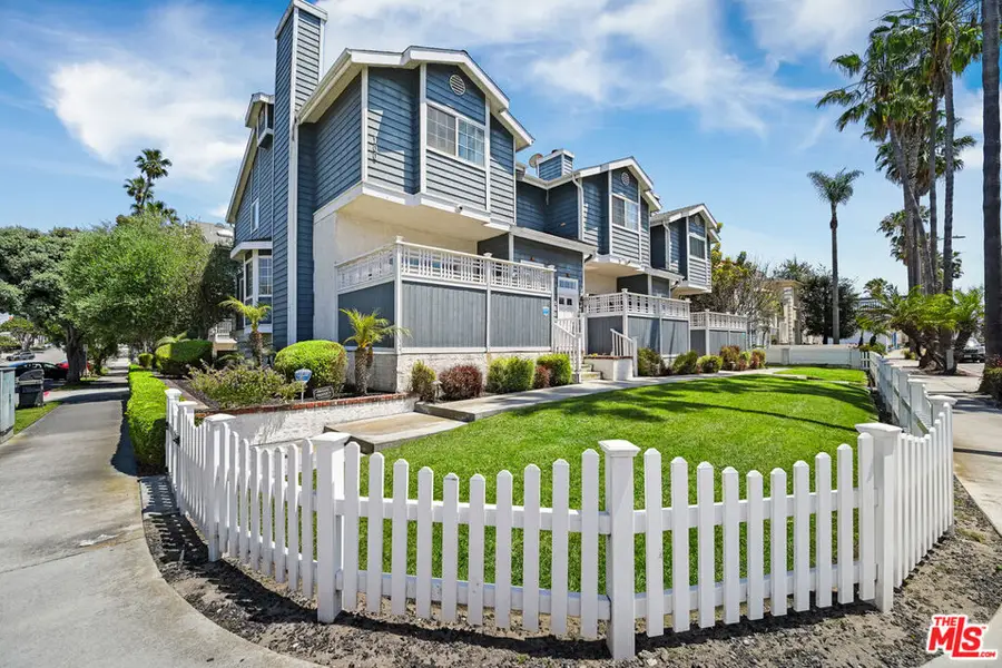 100 S Catalina Avenue #A, Redondo Beach, CA 90277 - #2