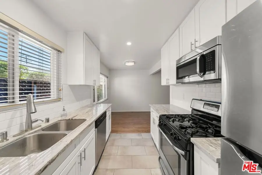 1517 Harvard Street #3, Santa Monica, CA 90404 - #2