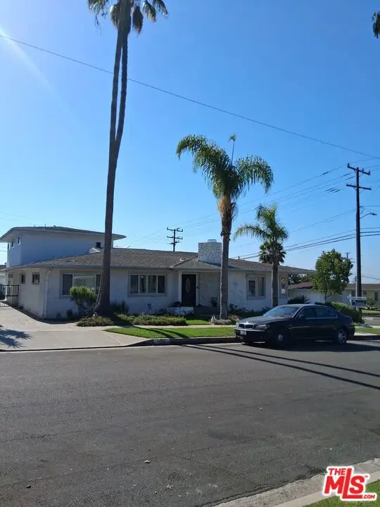 5424 S Sherbourne Drive, Los Angeles, CA 90056