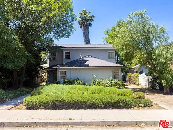 5207 Don Pio Drive, Woodland Hills, CA 91364