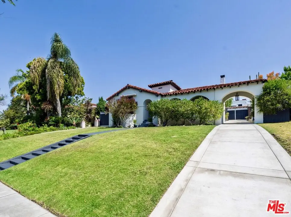 5015 W 20th Street, Los Angeles, CA 90016 - #1