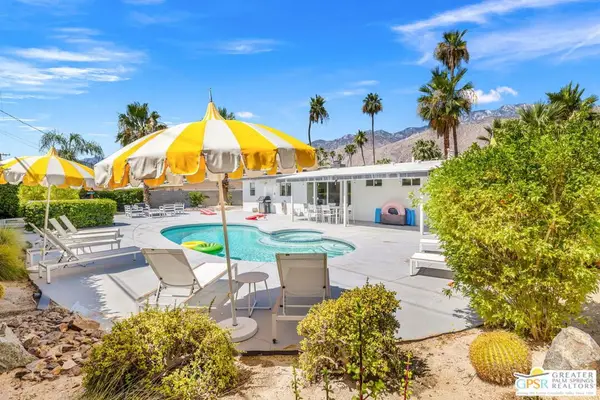 242 Cerritos Drive, Palm Springs, CA 92262