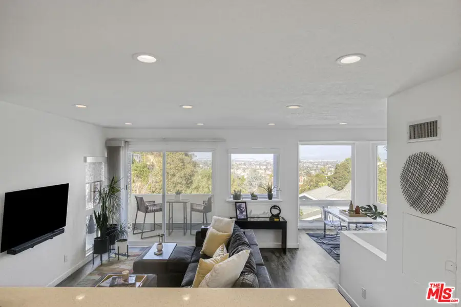 4112 Vanetta Place, Studio City, CA 91604 - #2