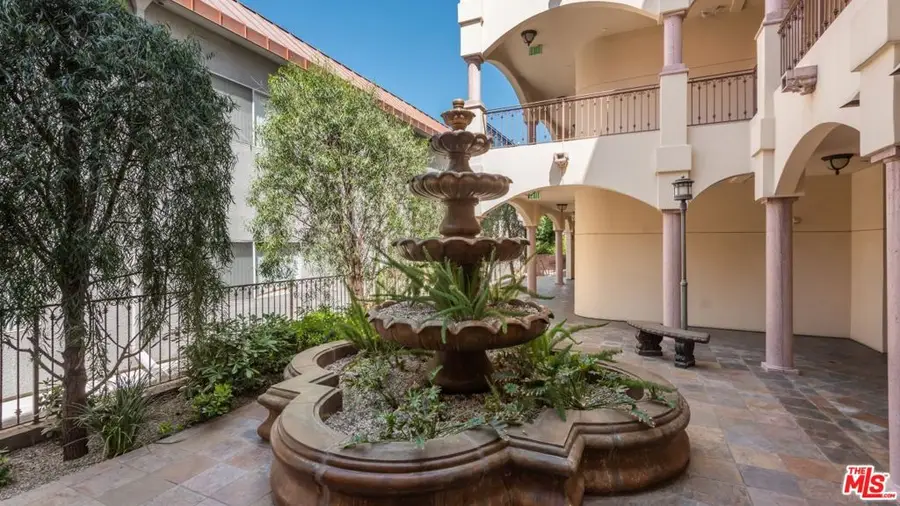 11582 Moorpark Street #104, Studio City, CA 91602 - #3