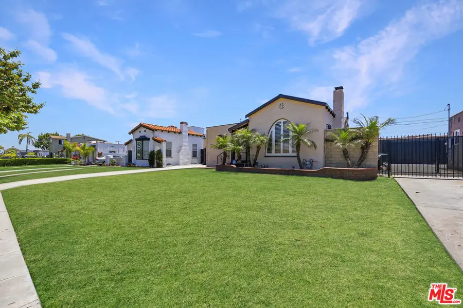 2430 W 77th Street, Inglewood, CA 90305 - #2