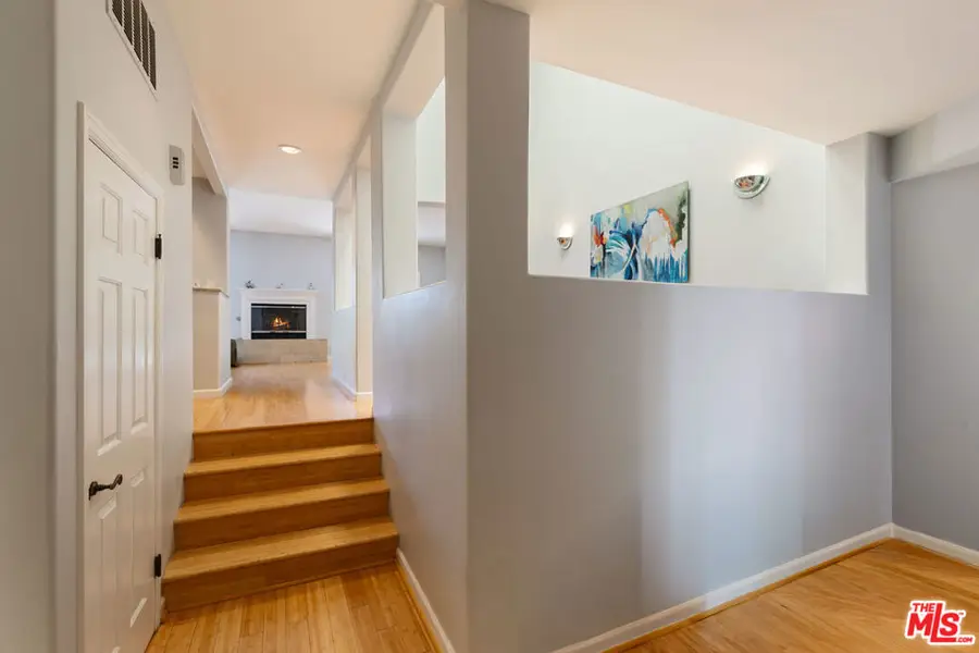 6435 Zumirez Drive #14, Malibu, CA 90265 - #3
