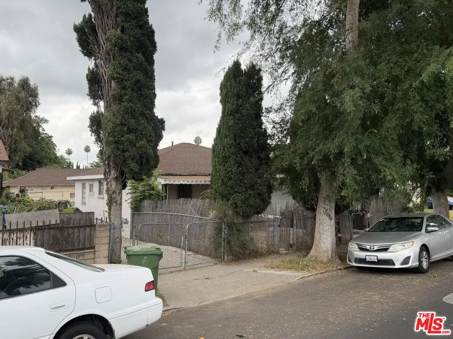 5328 Navarro Street, Los Angeles, CA 90032 - #3