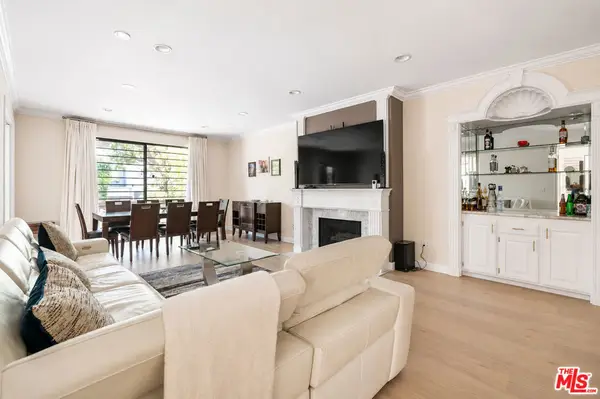 14923 Moorpark Street #101, Sherman Oaks, CA 91403