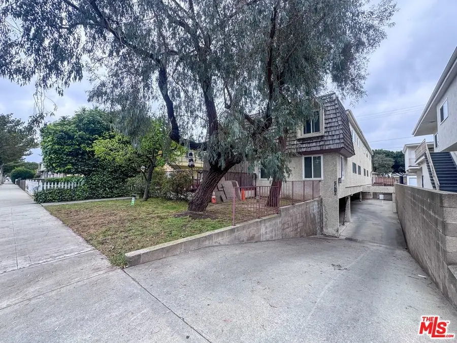 2410 Ocean Park Boulevard, Santa Monica, CA 90405 - #2