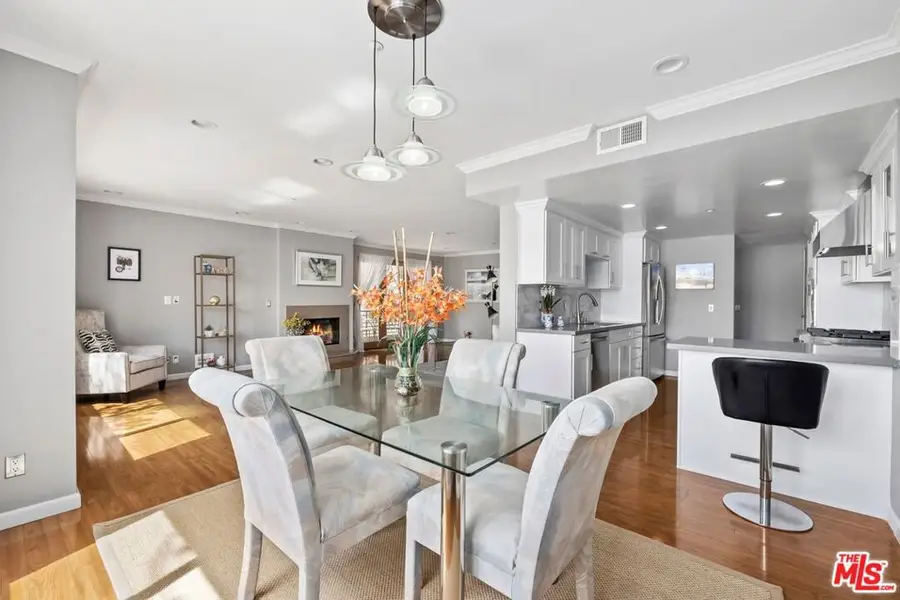 1018 4th Street #203, Santa Monica, CA 90403 - #3