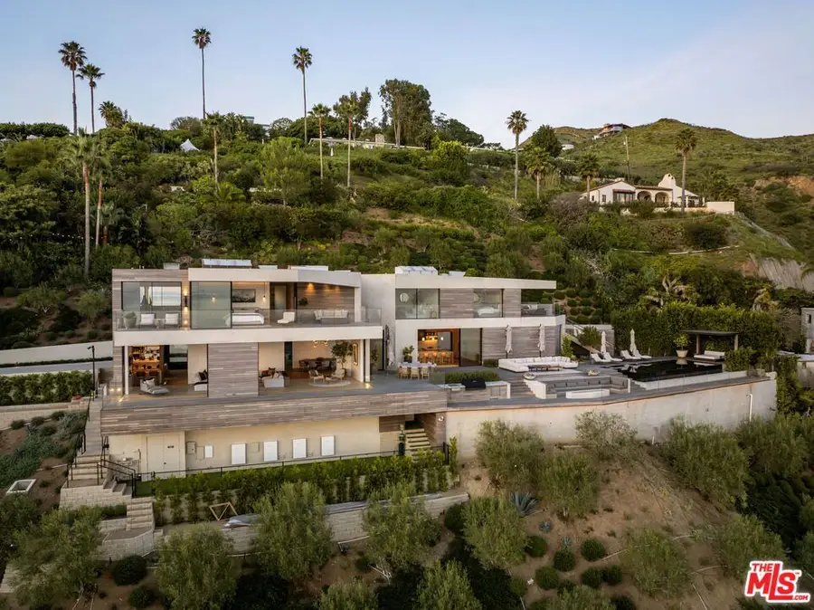 3952 Ridgemont Drive, Malibu, CA 90265 - #2