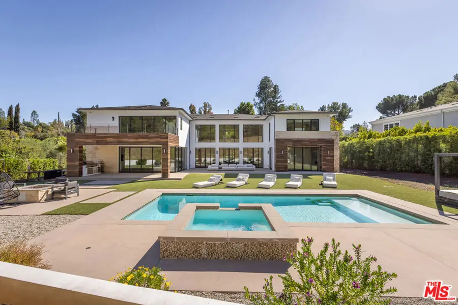 4607 Vanalden Avenue, Tarzana, CA 91356 - #2