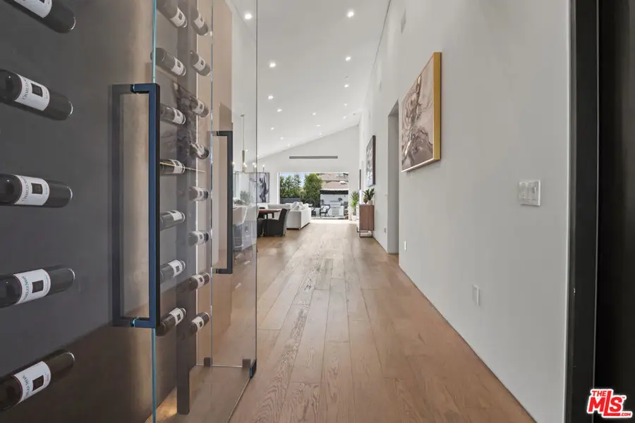 5715 Troost Avenue, North Hollywood, CA 91601 - #3