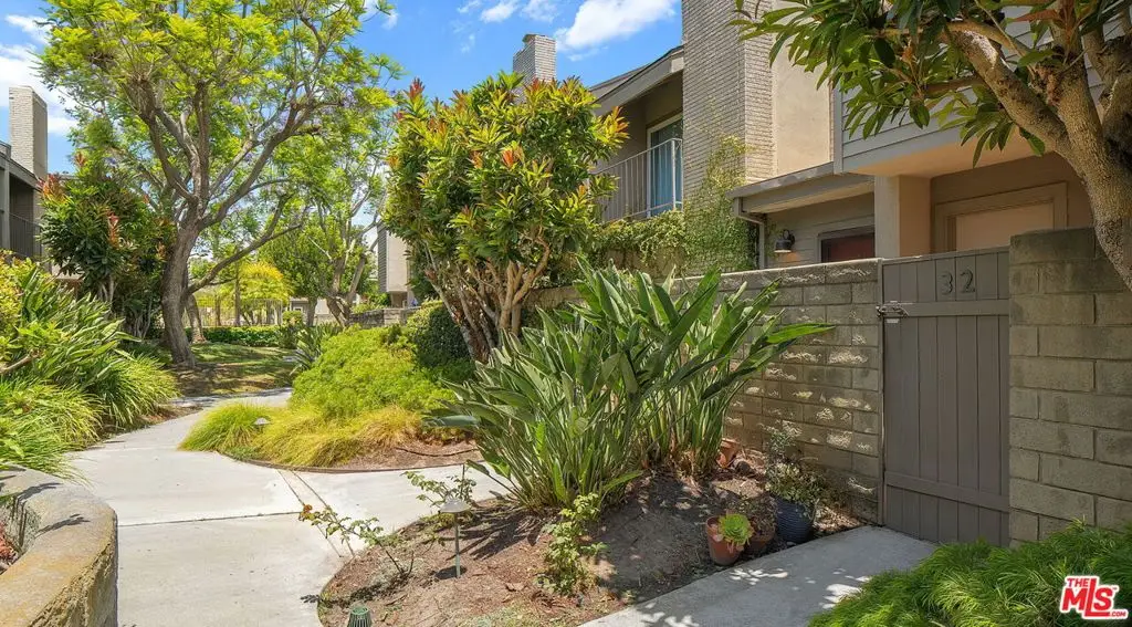 32 Village Parkway, Santa Monica, CA 90405 - #1