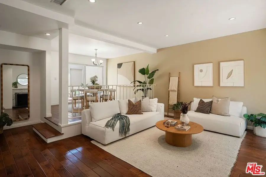 32 Village Parkway, Santa Monica, CA 90405 - #2