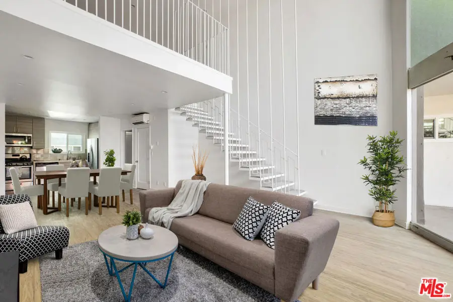 700 S 6th Street, Burbank, CA 91501 - #2