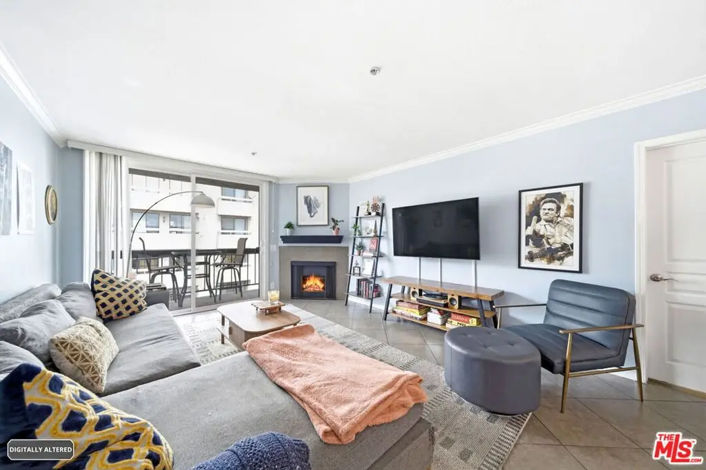 7320 Hawthorn Avenue #410, Los Angeles, CA 90046 - #1