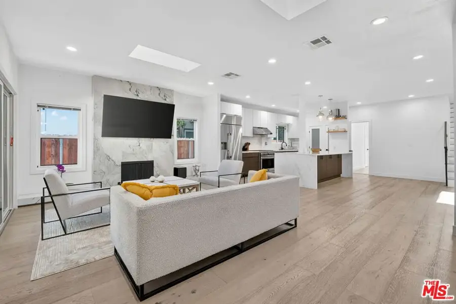 313 S Sycamore Avenue, Los Angeles, CA 90036 - #3